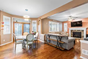 5748 S Duquesne Ct, Aurora, CO 80016 - Photo 5