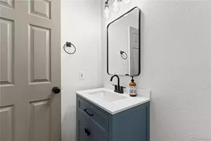 5350 S Picadilly Ct, Aurora, CO 80015 - Photo 27
