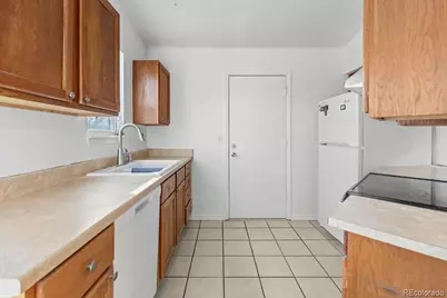 4512 S Pagosa Circle, Aurora, CO 80015 - Photo 9