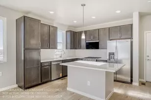 16565 Peak St, Broomfield, CO 80023 - Photo 9