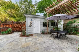 2086 Grape St, Denver, CO 80207 - Photo 25