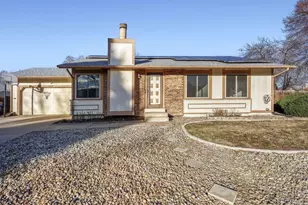 16897 E Napa Dr, Aurora, CO 80013 - Photo 3