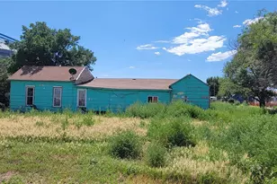404 E 2nd St, Julesburg, CO 80737 - Photo 3