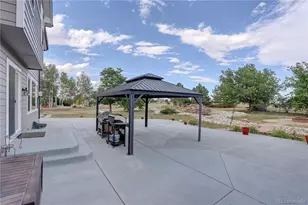 460 Columbine Dr, Bennett, CO 80102 - Photo 39