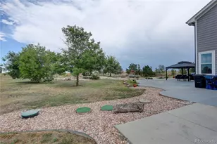 460 Columbine Dr, Bennett, CO 80102 - Photo 37
