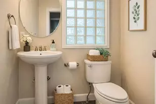 2001 N Gaylord St, Denver, CO 80205 - Photo 17