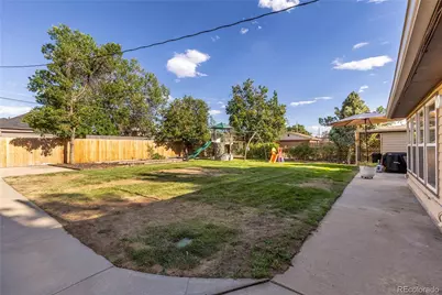 2260 Nome Street, Aurora, CO 80010 - Photo 31