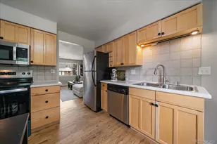 18226 W 3rd Pl, Golden, CO 80401 - Photo 7