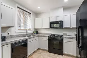 1630 N Clarkson St, Denver, CO 80218 - Photo 13