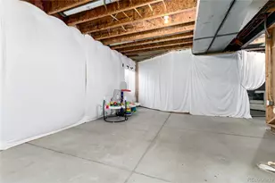 35 N Newcastle Ct, Aurora, CO 80018 - Photo 29