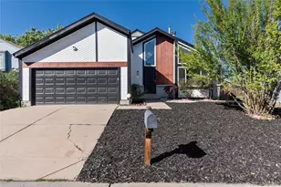 15189 E Walsh Pl, Aurora, CO 80012 - Photo 3