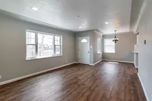 1655 Oakland St, Aurora, CO 80010 - Photo 7