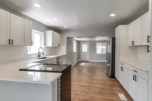 1655 Oakland St, Aurora, CO 80010 - Photo 5