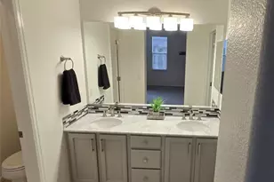 665 W Burgundy St, Highlands Ranch, CO 80129 - Photo 15