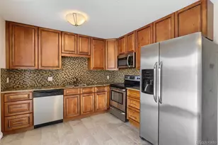 1068 Norfolk St, Aurora, CO 80011 - Photo 9
