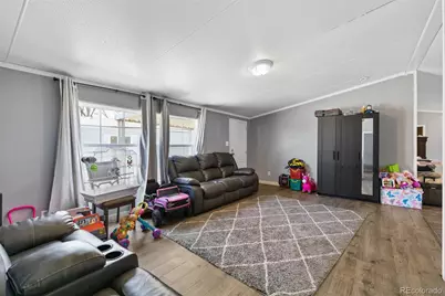 9400 Elm Court, Denver, CO 80260 - Photo 7