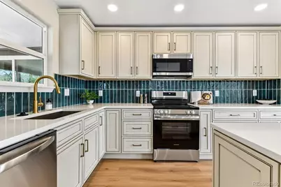8903 S Balsam Street, Littleton, CO 80128 - Photo 3