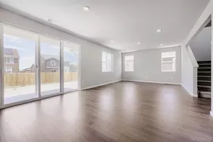 46431 Heritage Ave, Bennett, CO 80102 - Photo 7