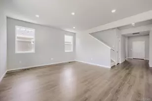 46431 Heritage Ave, Bennett, CO 80102 - Photo 5