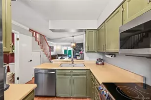 9782 W Cornell Pl, Lakewood, CO 80227 - Photo 5