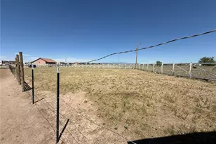 1180 N Saddle Ridge Ln, Pueblo, CO 81007 - Photo 31