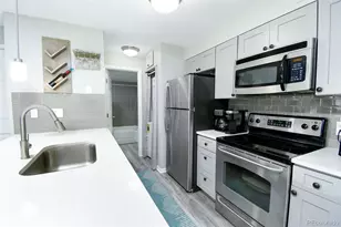 2575 S Syracuse Way, Denver, CO 80231 - Photo 3