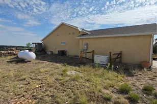 4131 Black Horse Dr, Pueblo, CO 81004 - Photo 33