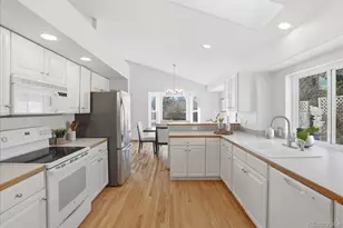 7012 Johnson Cir, Niwot, CO 80503 - Photo 9