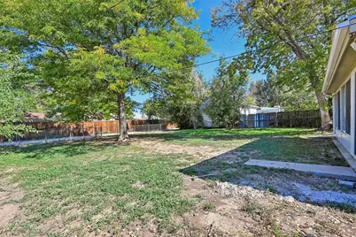 9899 E 7th Avenue, Aurora, CO 80010 - Photo 41