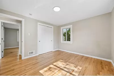 9899 E 7th Avenue, Aurora, CO 80010 - Photo 27