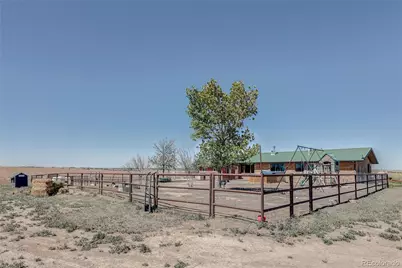 3600 Headlight Road, Strasburg, CO 80136 - Photo 27