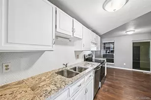 178 Paris Cir, Aurora, CO 80011 - Photo 13