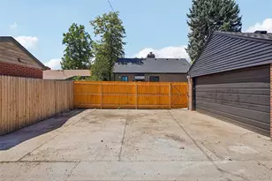 2856 N Glencoe St, Denver, CO 80207 - Photo 17