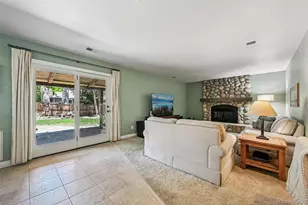 5873 W Maplewood Dr, Littleton, CO 80123 - Photo 17