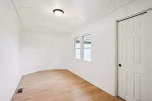 2110 Eagle Cir Ct, Aurora, CO 80011 - Photo 11