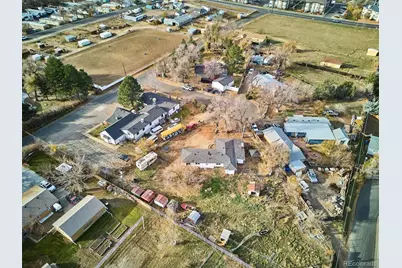 2110 Eagle Cir Ct, Aurora, CO 80011 - Photo 19