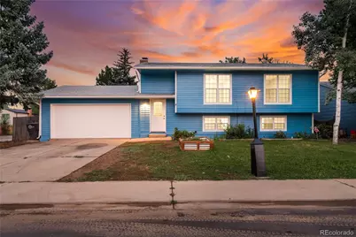 2244 Grant Street, Longmont, CO 80501 - Photo 3