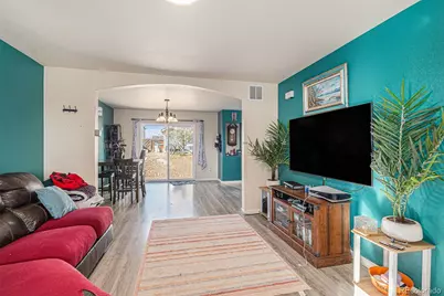 2849 Rose Hill Street, Strasburg, CO 80136 - Photo 7