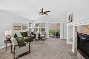 7615 S Addison Way, Aurora, CO 80016 - Photo 3