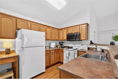 560 River View Drive #706, New Castle, CO 81647 - Photo 9