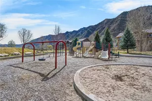 560 River View Dr, New Castle, CO 81647 - Photo 29