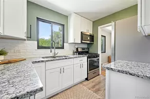 2955 Poplar St, Denver, CO 80207 - Photo 15