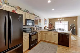 6088 W Utah Ln, Lakewood, CO 80232 - Photo 9