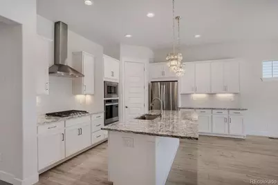 8918 S Riviera Court, Aurora, CO 80016 - Photo 9
