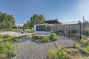 3695 E Dartmouth Ave, Denver, CO 80210 - Photo 37