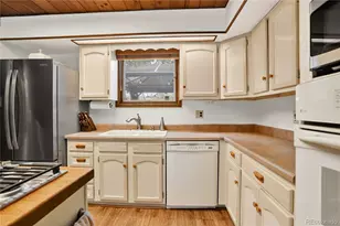 7033 Silverhorn Dr, Evergreen, CO 80439 - Photo 25