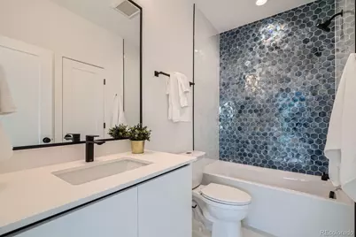 2124 Applewood Drive, Lakewood, CO 80215 - Photo 9