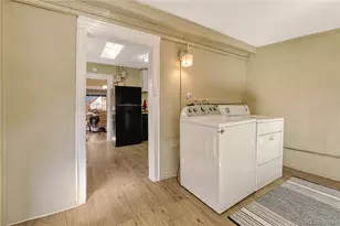 2922 Glenarm Pl, Denver, CO 80205 - Photo 29