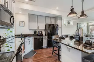 21897 E 44th Pl, Aurora, CO 80019 - Photo 7