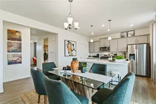 9858 Danube Ct, Commerce City, CO 80022 - Photo 7